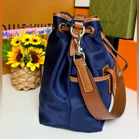 🆕DOONEY & BOURKE Drawstring Bucket Bag ~Navy blue~ - Picture 11 of 17